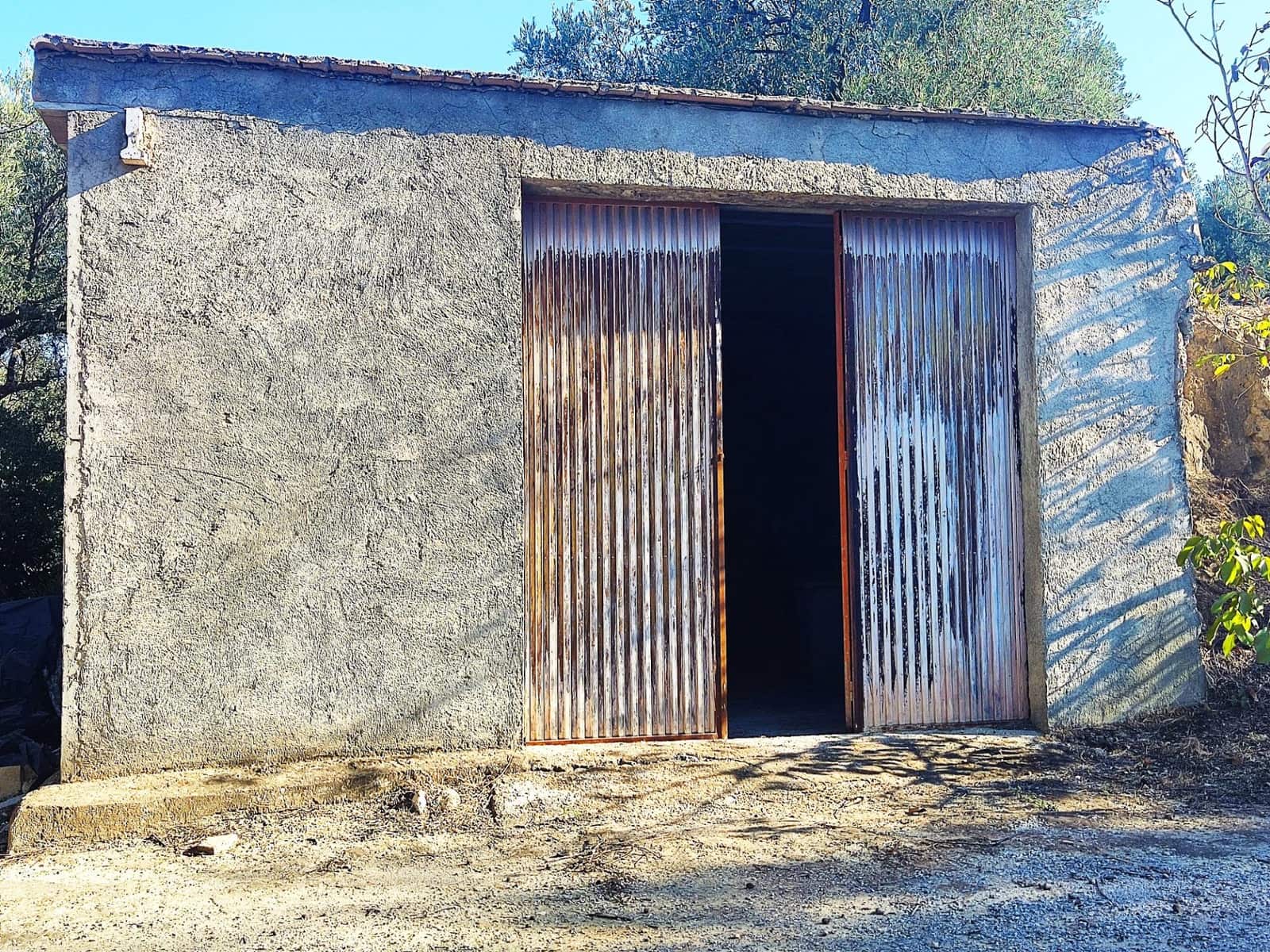 Grunde uden byggetilladelser til salg i Saleres - € 98.000 (Ref: 8615356)