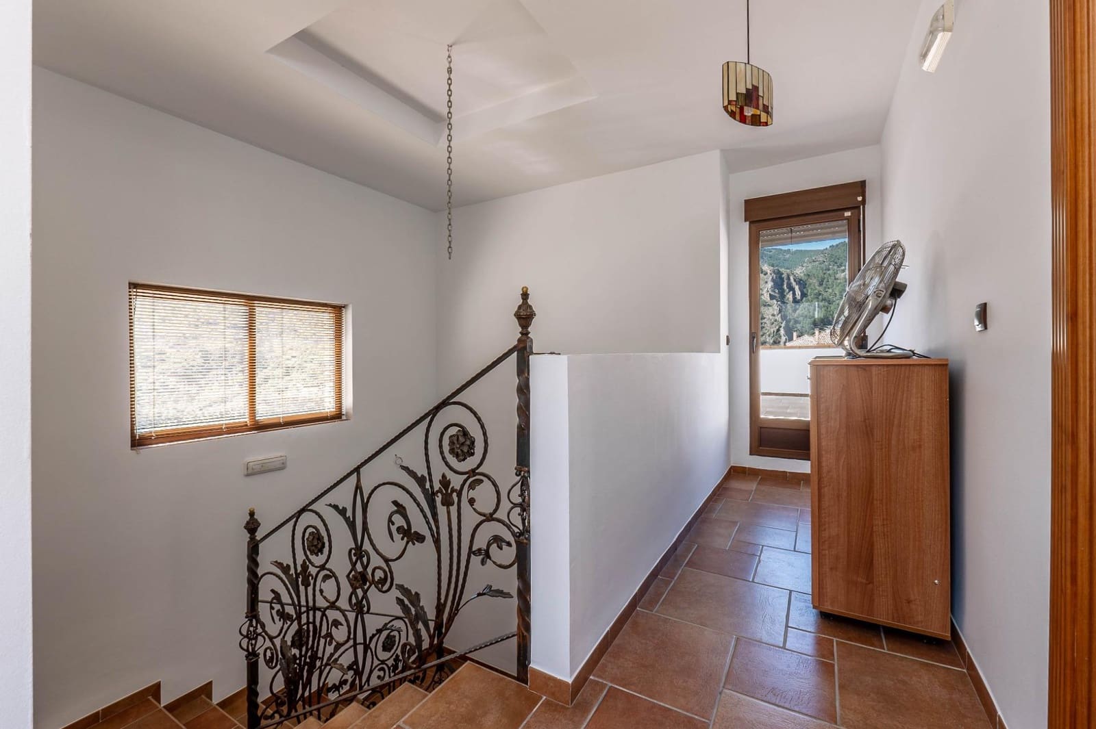 8 soveværelse Byhus til salg i Guejar Sierra - € 900.000 (Ref: 8623271)