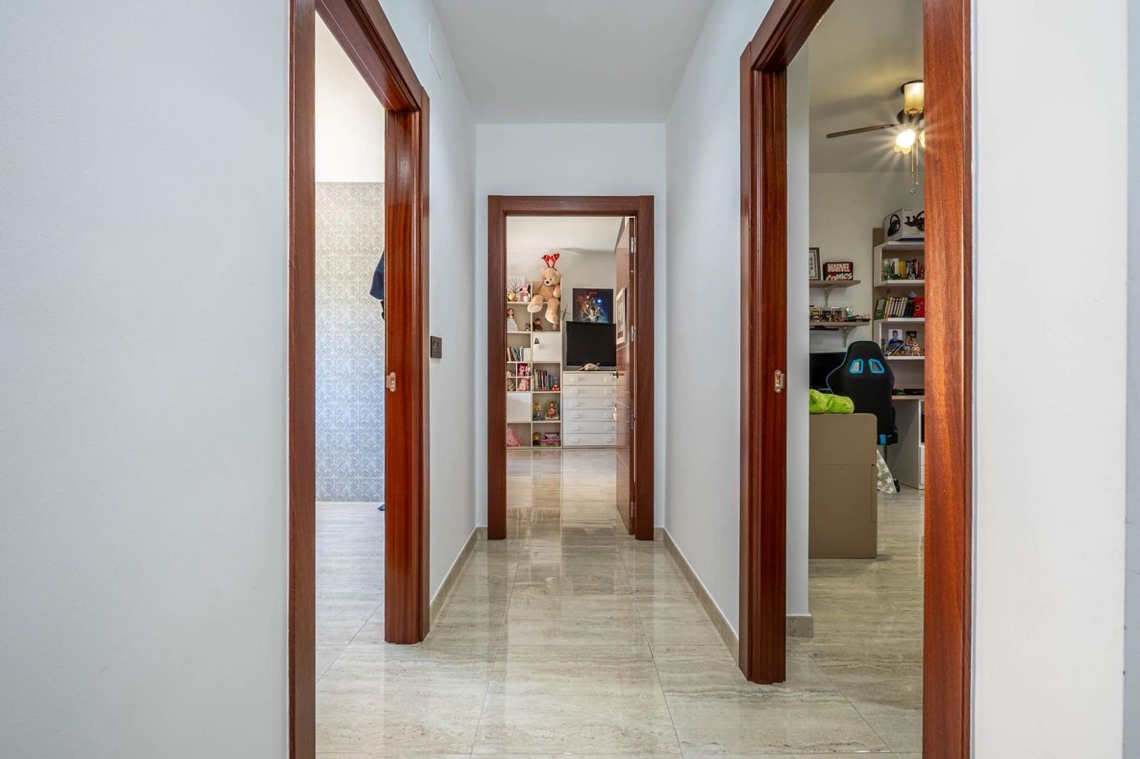 8 soveværelse Byhus til salg i Guejar Sierra - € 900.000 (Ref: 8623271)