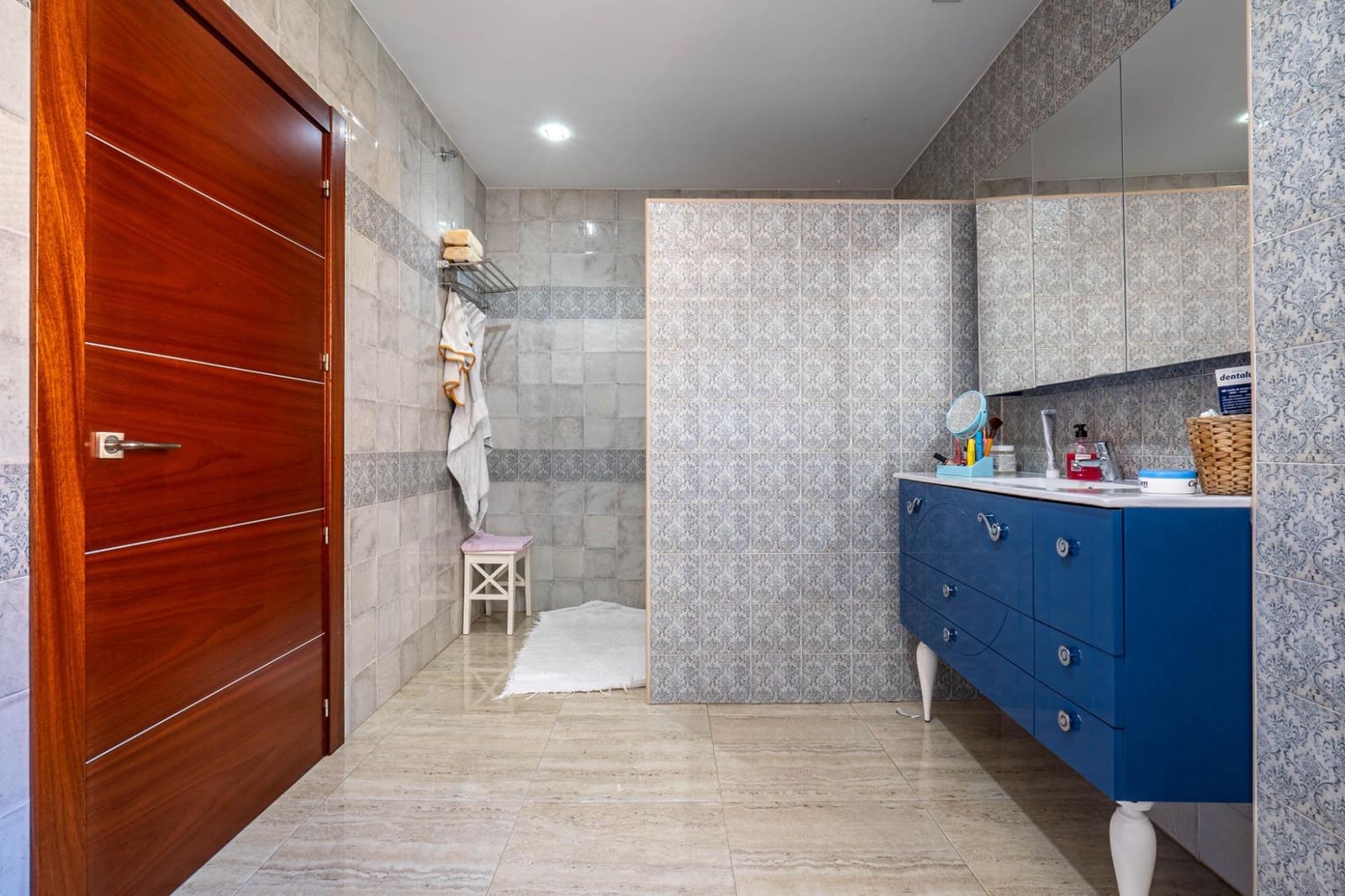 8 soveværelse Byhus til salg i Guejar Sierra - € 900.000 (Ref: 8623271)