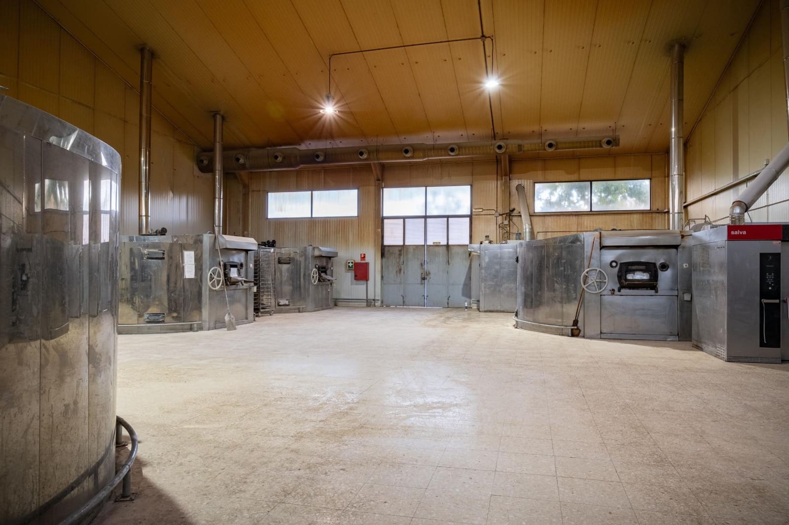 Yritys myytävänä paikassa Granada kaupunki - 1 150 000 € (Ref: 8638587)