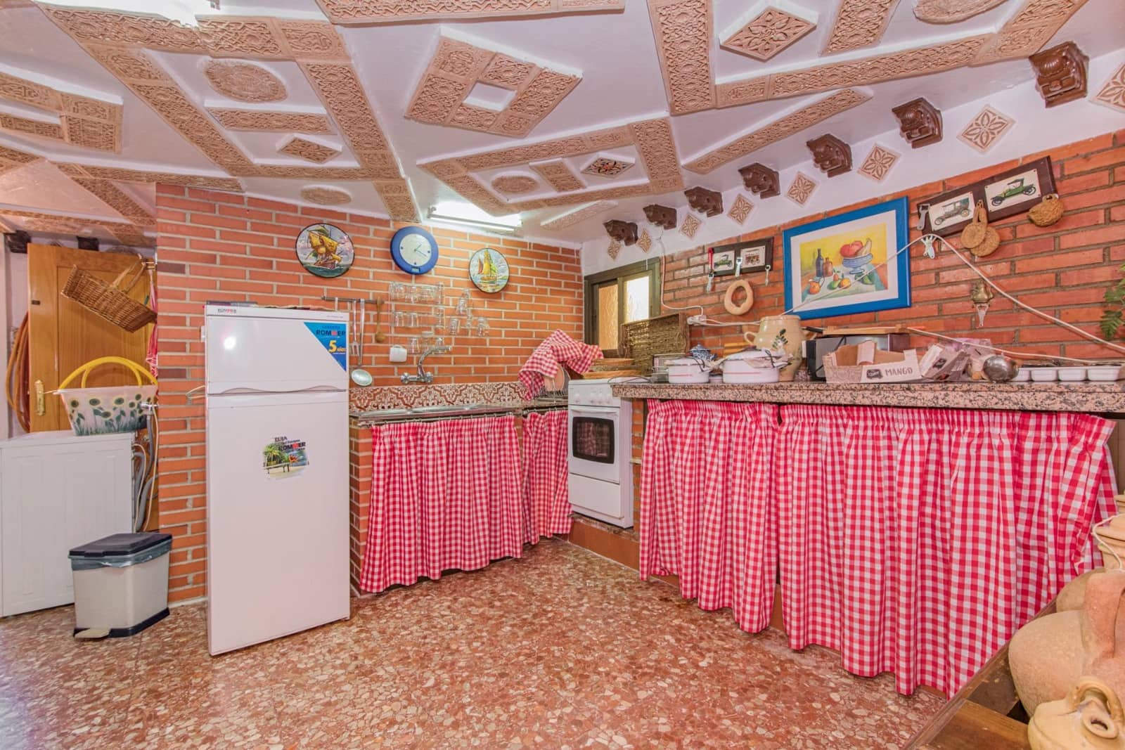 6 soveværelse Villa til salg i Ogijares med swimmingpool garage - € 459.000 (Ref: 8666700)