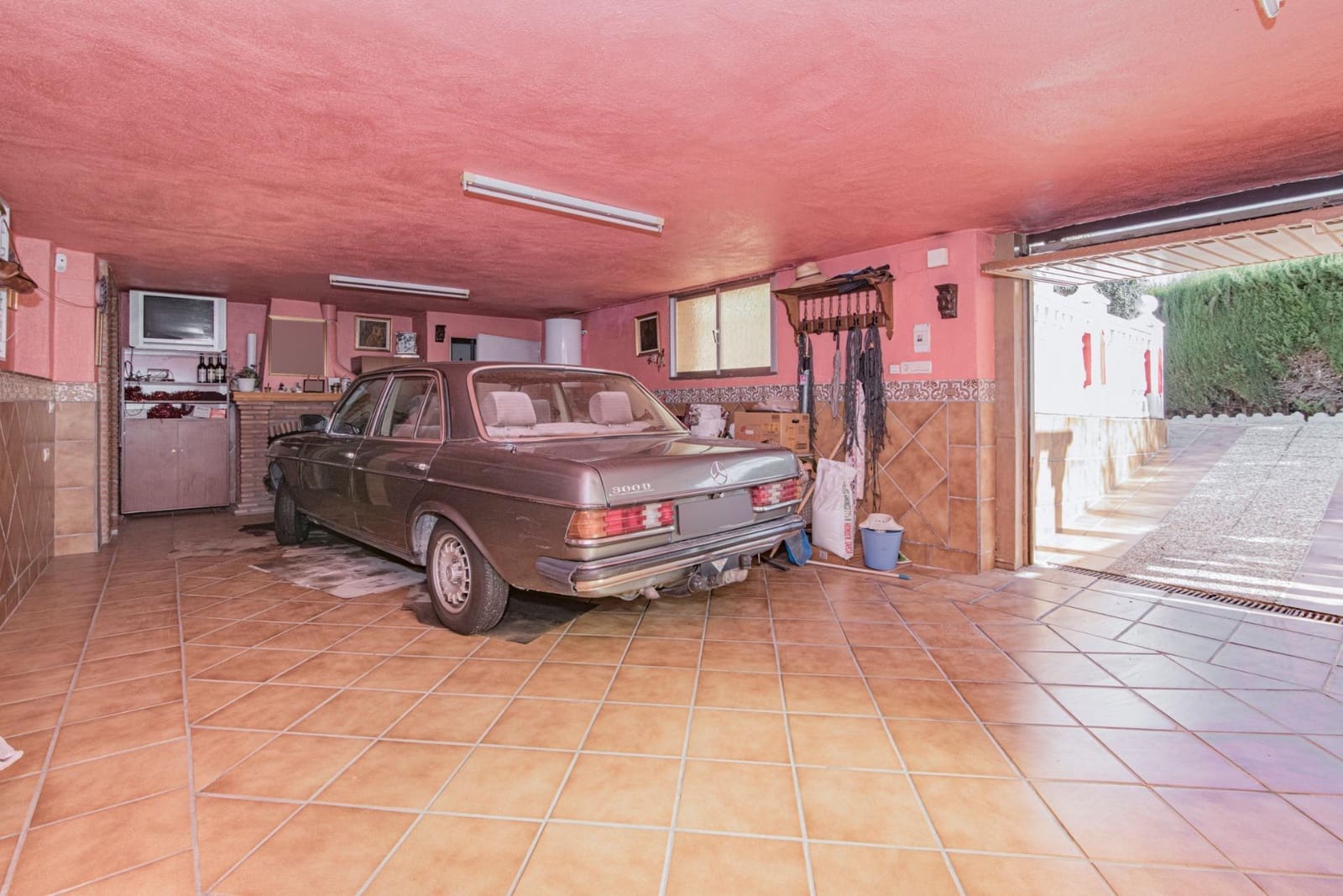 6 soveværelse Villa til salg i Ogijares med swimmingpool garage - € 459.000 (Ref: 8666700)