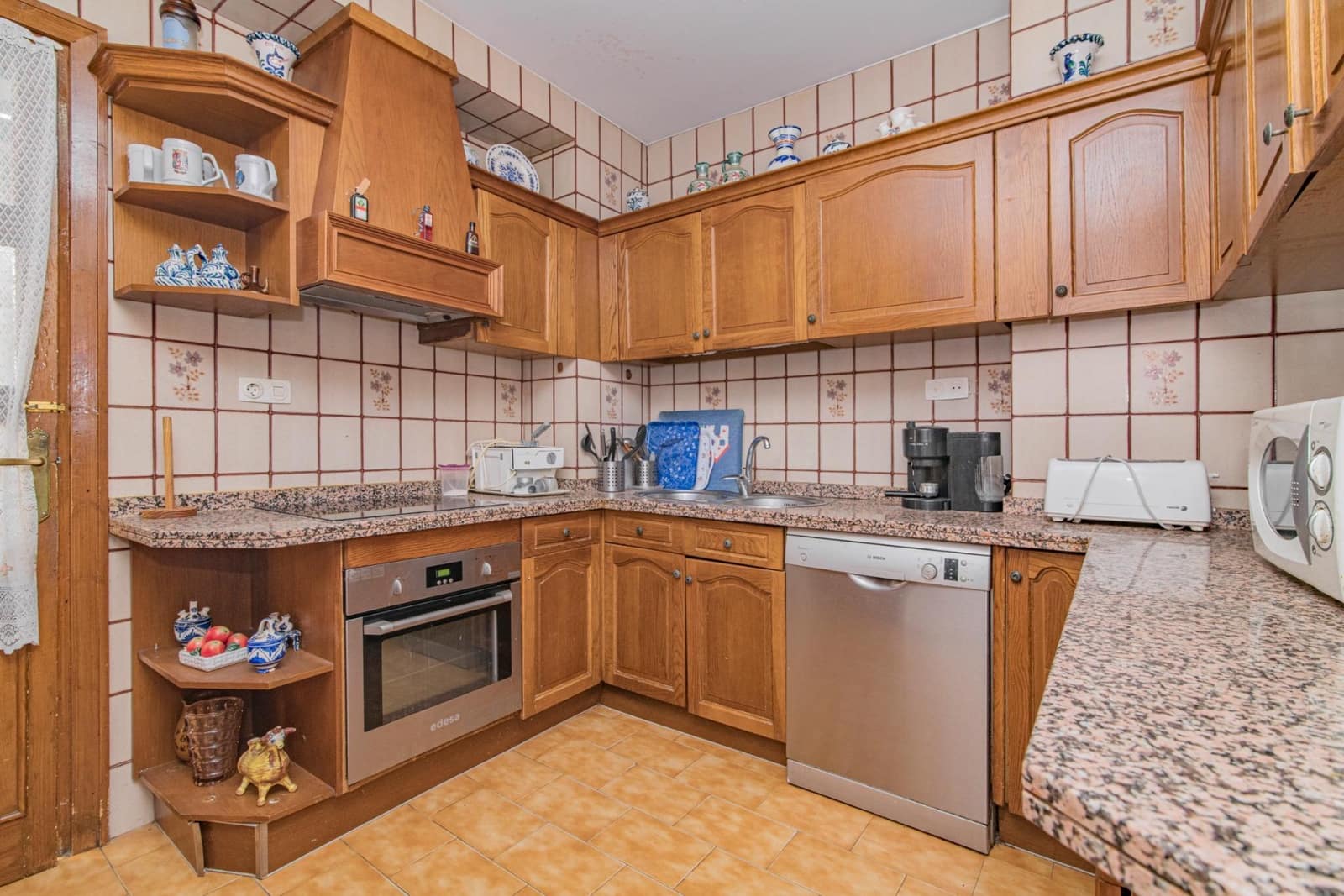 4 soveværelse Lejlighed til salg i Granada by - € 315.000 (Ref: 8752699)