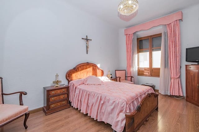 4 soveværelse Lejlighed til salg i Carretera de la Sierra, Granada by - € 315.000 (Ref: 8752699)