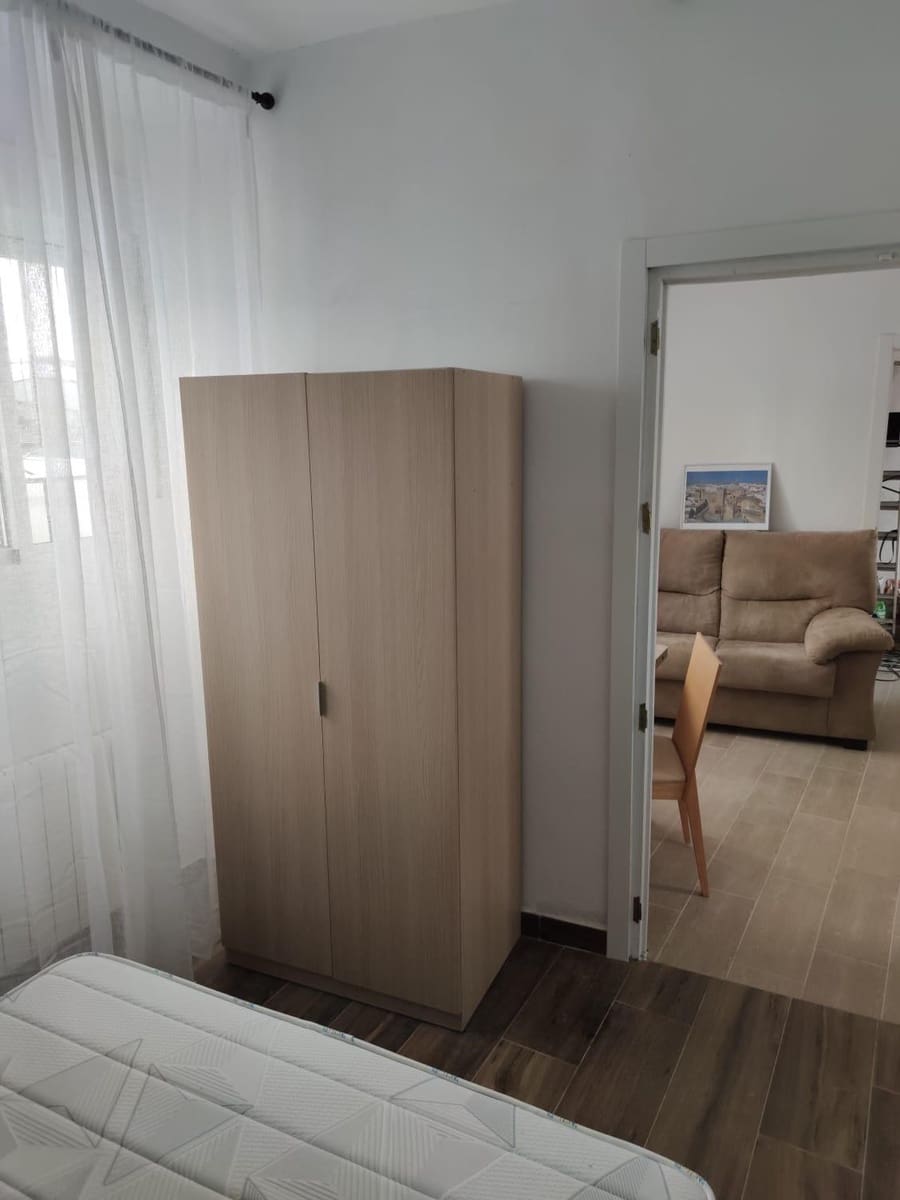 5 soveværelse Lejlighed til salg i Alcala la Real - € 160.000 (Ref: 8825043)