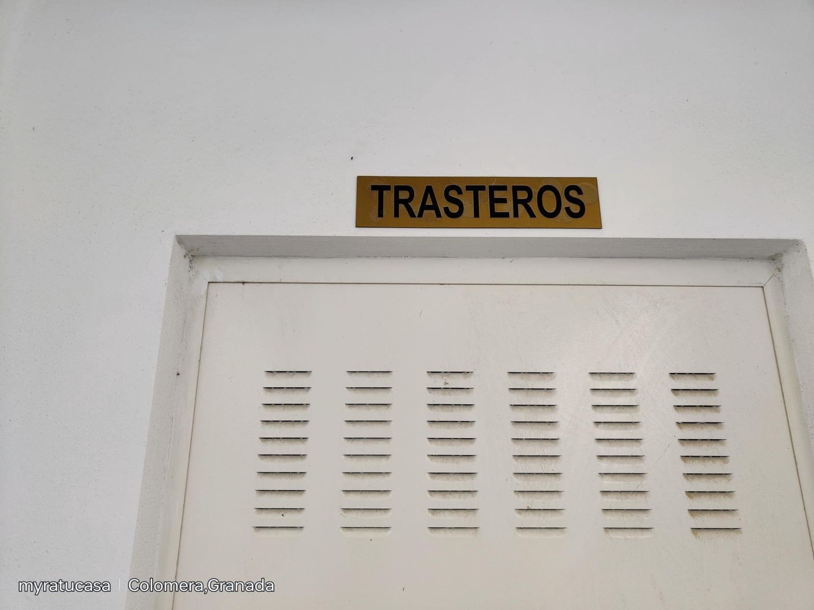 2 soveværelse Lejlighed til salg i Colomera med garage - € 80.000 (Ref: 8867099)