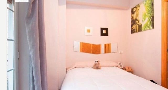 5 bedroom Commercial for sale in Centro - Sagrario, Granada city - € 593,000 (Ref: 8885993)