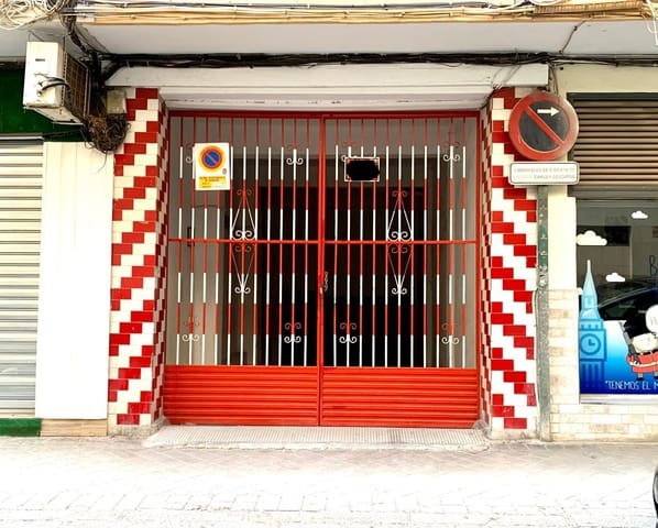 Commercial for sale in Granada city with garage - € 35,000 (Ref: 8897125)