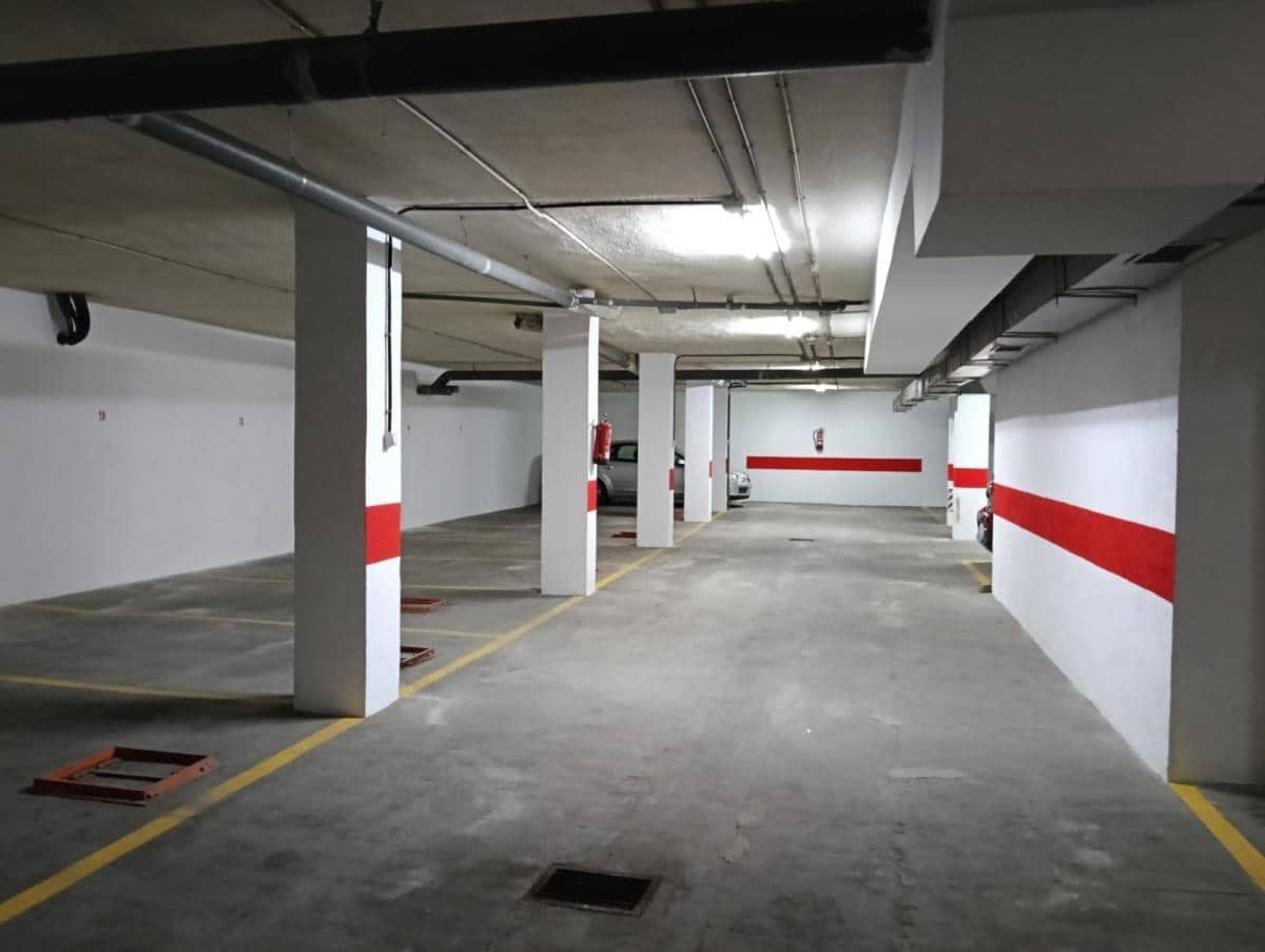 Garaż na sprzedaż w Santa Fe - 74 000 € (Ref: 8897157)