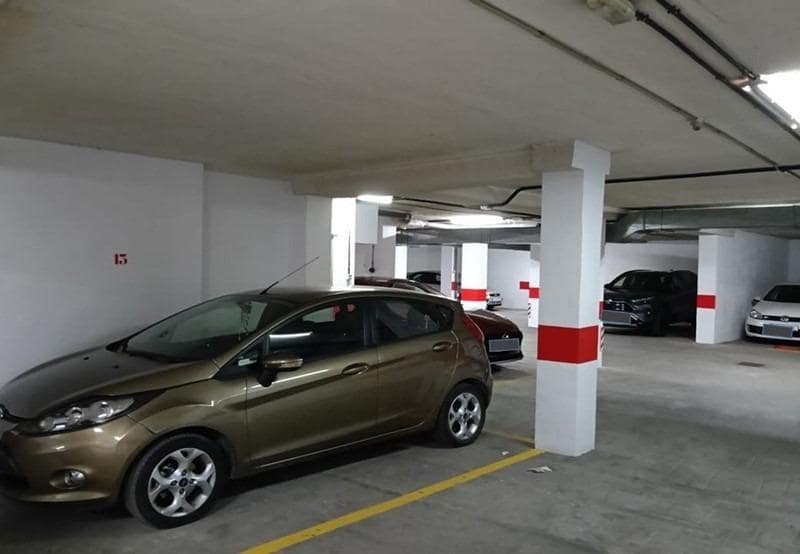 Garaż na sprzedaż w Santa Fe - 74 000 € (Ref: 8897157)