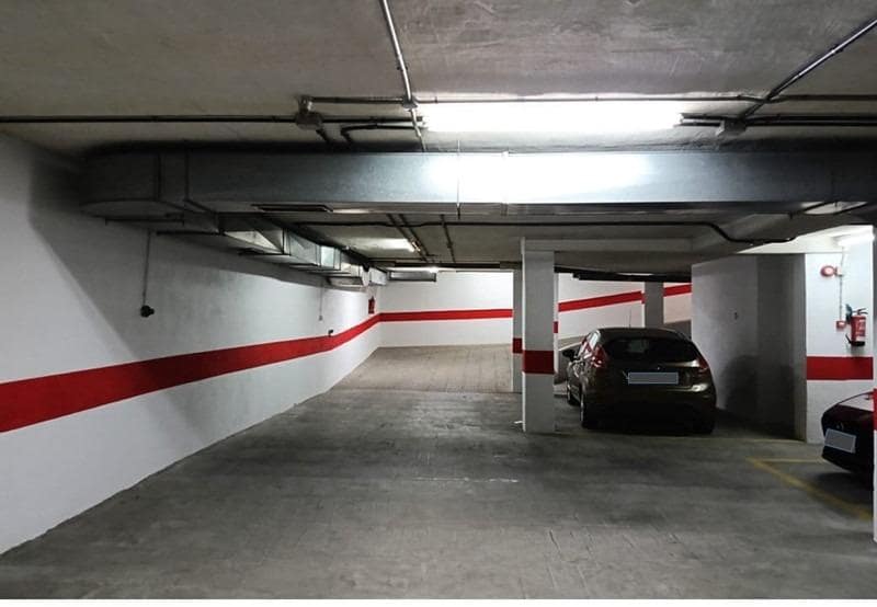 Garaż na sprzedaż w Santa Fe - 74 000 € (Ref: 8897157)