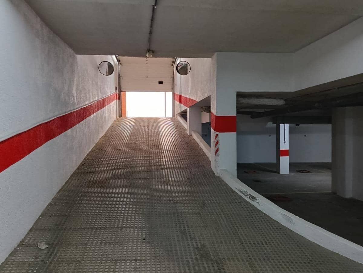 Garaż na sprzedaż w Santa Fe - 74 000 € (Ref: 8897157)