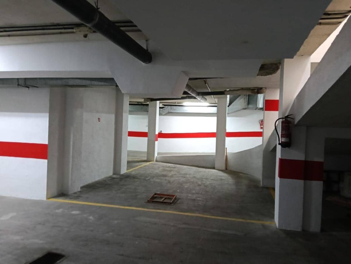 Garaż na sprzedaż w Santa Fe - 74 000 € (Ref: 8897157)