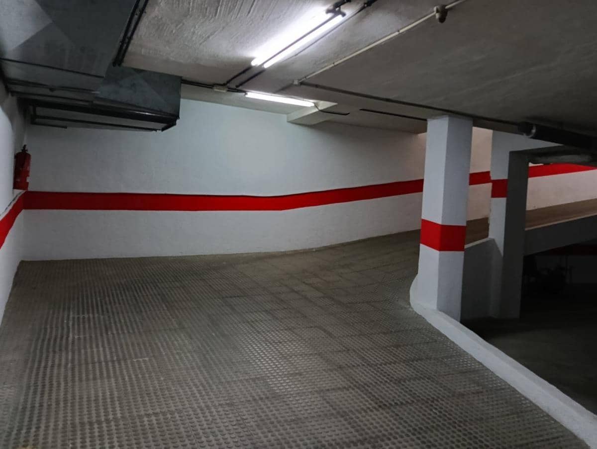 Garaż na sprzedaż w Santa Fe - 74 000 € (Ref: 8897157)