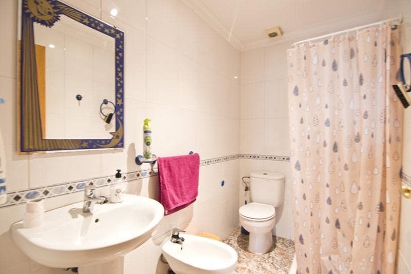 Erhverv til salg i Motril - € 70.000 (Ref: 8897158)