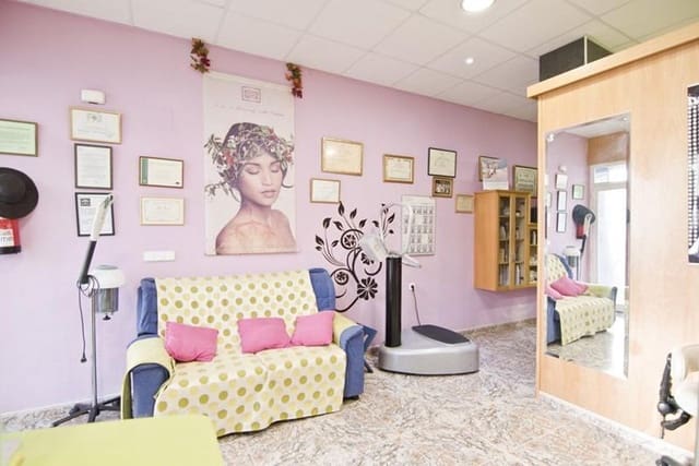 Erhverv til salg i Motril - € 70.000 (Ref: 8897158)