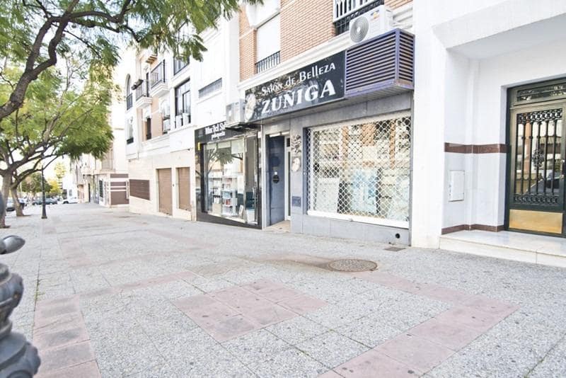 Erhverv til salg i Motril - € 70.000 (Ref: 8897158)