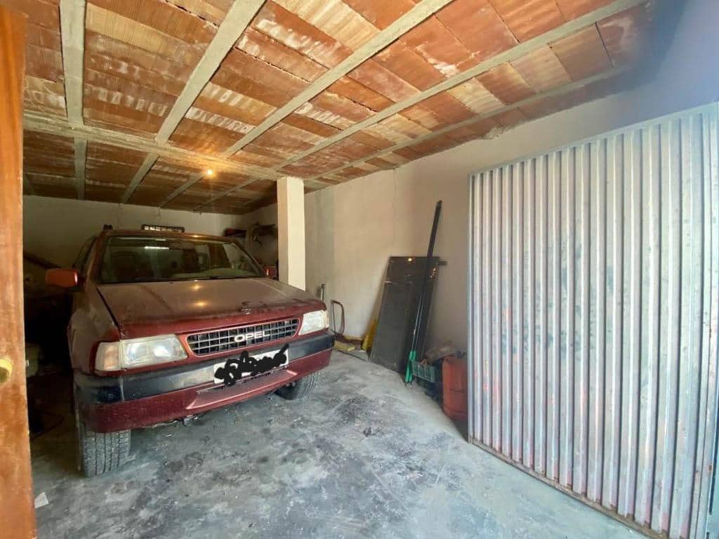 4 soveværelse Byhus til salg i Colomera - € 60.000 (Ref: 8897251)