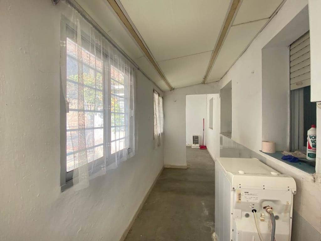 4 soveværelse Byhus til salg i Colomera - € 60.000 (Ref: 8897251)