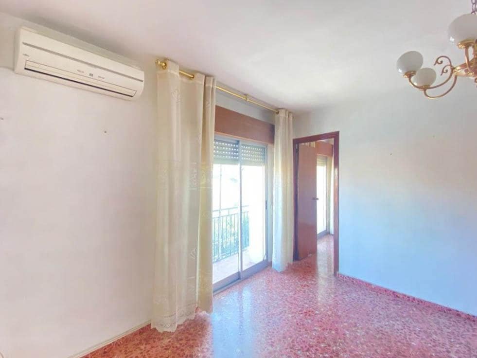 4 soveværelse Byhus til salg i Colomera - € 60.000 (Ref: 8897251)