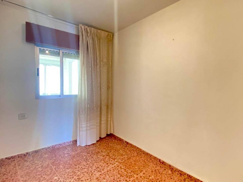 4 soveværelse Byhus til salg i Colomera - € 60.000 (Ref: 8897251)