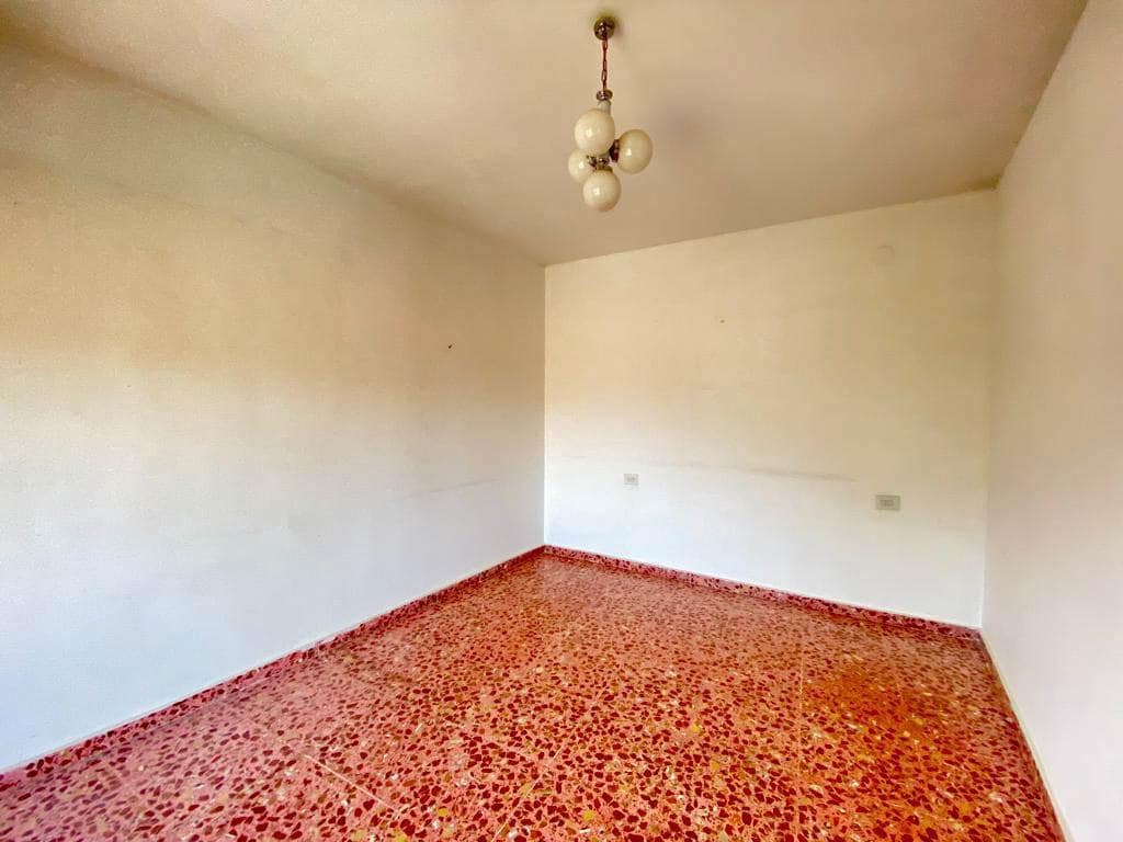 4 soveværelse Byhus til salg i Colomera - € 60.000 (Ref: 8897251)