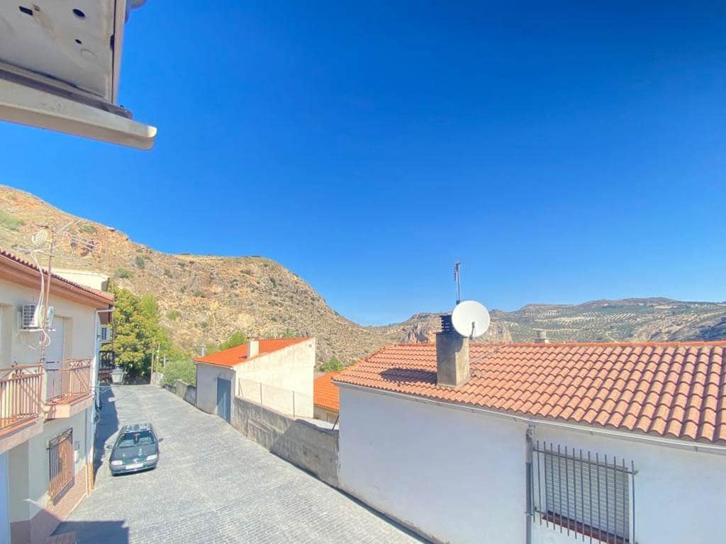 4 soveværelse Byhus til salg i Colomera - € 60.000 (Ref: 8897251)