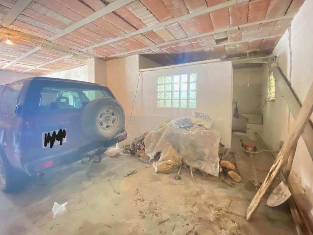 4 soveværelse Byhus til salg i Colomera - € 60.000 (Ref: 8897251)