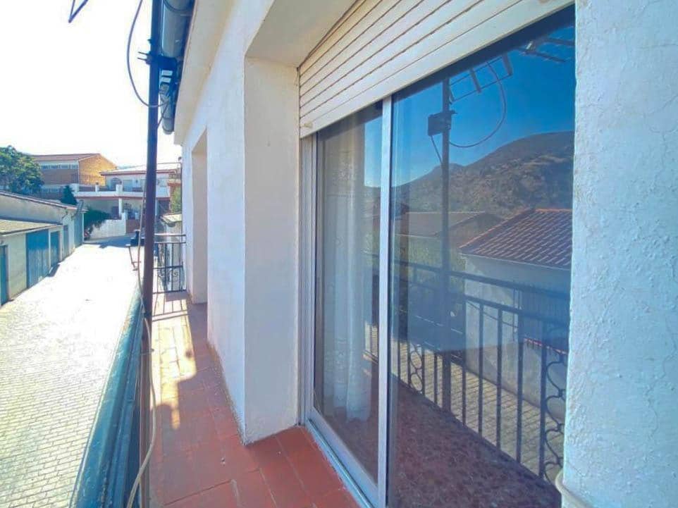 4 soveværelse Byhus til salg i Colomera - € 60.000 (Ref: 8897251)