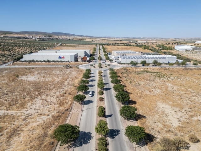 Grunde uden byggetilladelser til salg i Escúzar - € 3.367.715 (Ref: 8900105)