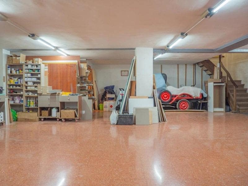 Erhverv til salg i Granada by - € 349.000 (Ref: 8905669)