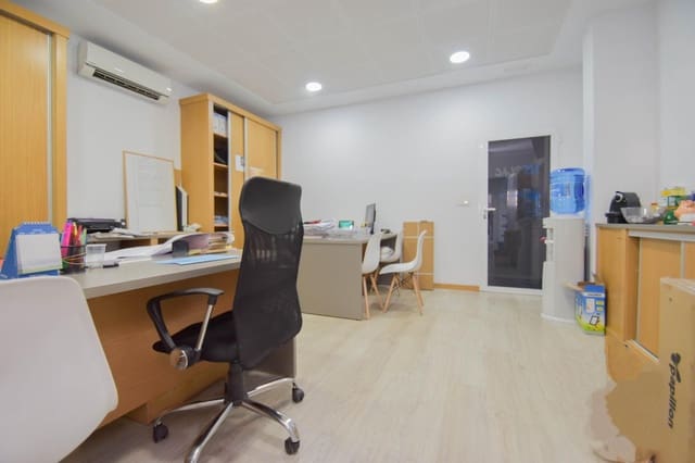 Business for sale in Albolote - € 550,000 (Ref: 8905672)