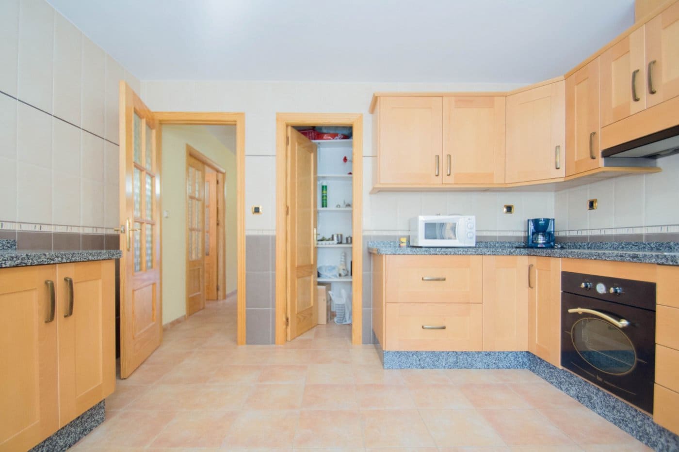 4 soveværelse Villa til salg i Guejar Sierra med swimmingpool garage - € 314.900 (Ref: 8905674)