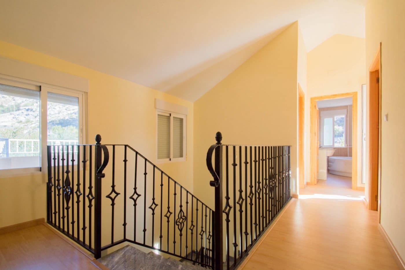 4 soveværelse Villa til salg i Guejar Sierra med swimmingpool garage - € 314.900 (Ref: 8905674)