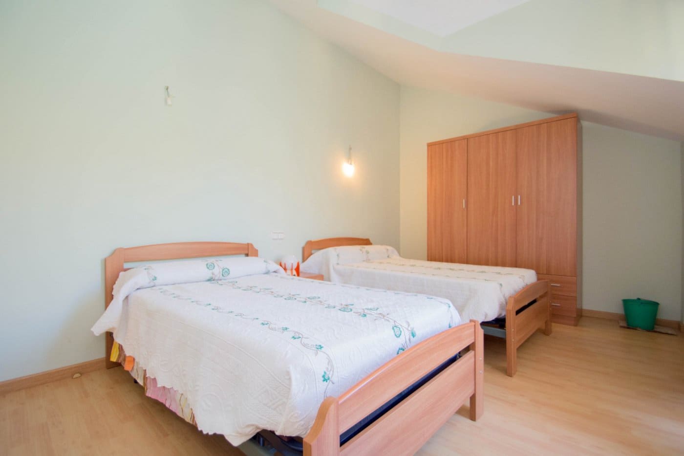 4 soveværelse Villa til salg i Guejar Sierra med swimmingpool garage - € 314.900 (Ref: 8905674)