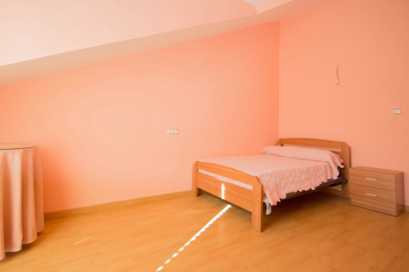 4 soveværelse Villa til salg i Guejar Sierra med swimmingpool garage - € 314.900 (Ref: 8905674)