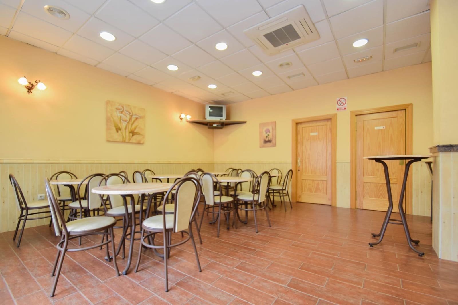 Erhverv til salg i Las Gabias - € 79.500 (Ref: 8907468)