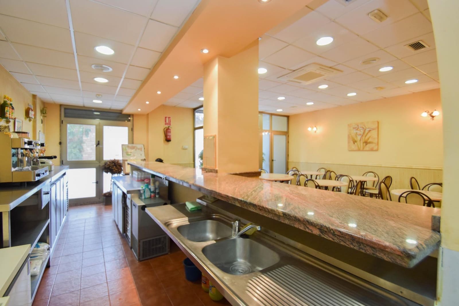 Erhverv til salg i Las Gabias - € 79.500 (Ref: 8907468)