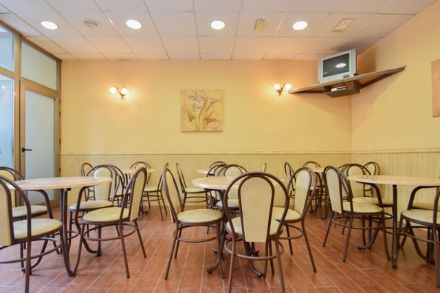 Commercial for sale in Las Gabias - € 79,500 (Ref: 8907468)