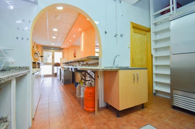 Commercial for sale in Las Gabias - € 79,500 (Ref: 8907468)