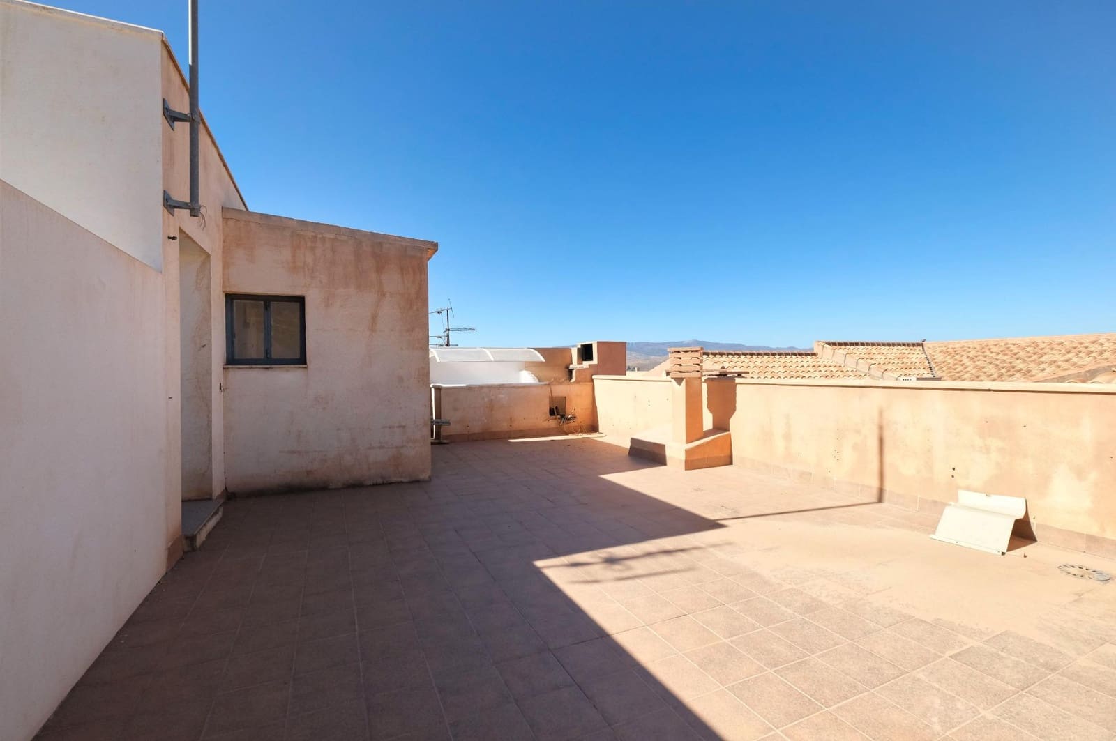 Erhverv til salg i Durcal - € 81.090 (Ref: 8907472)