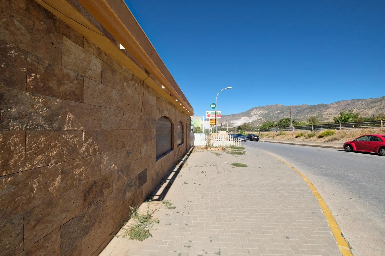 Erhverv til salg i Durcal - € 81.090 (Ref: 8907472)