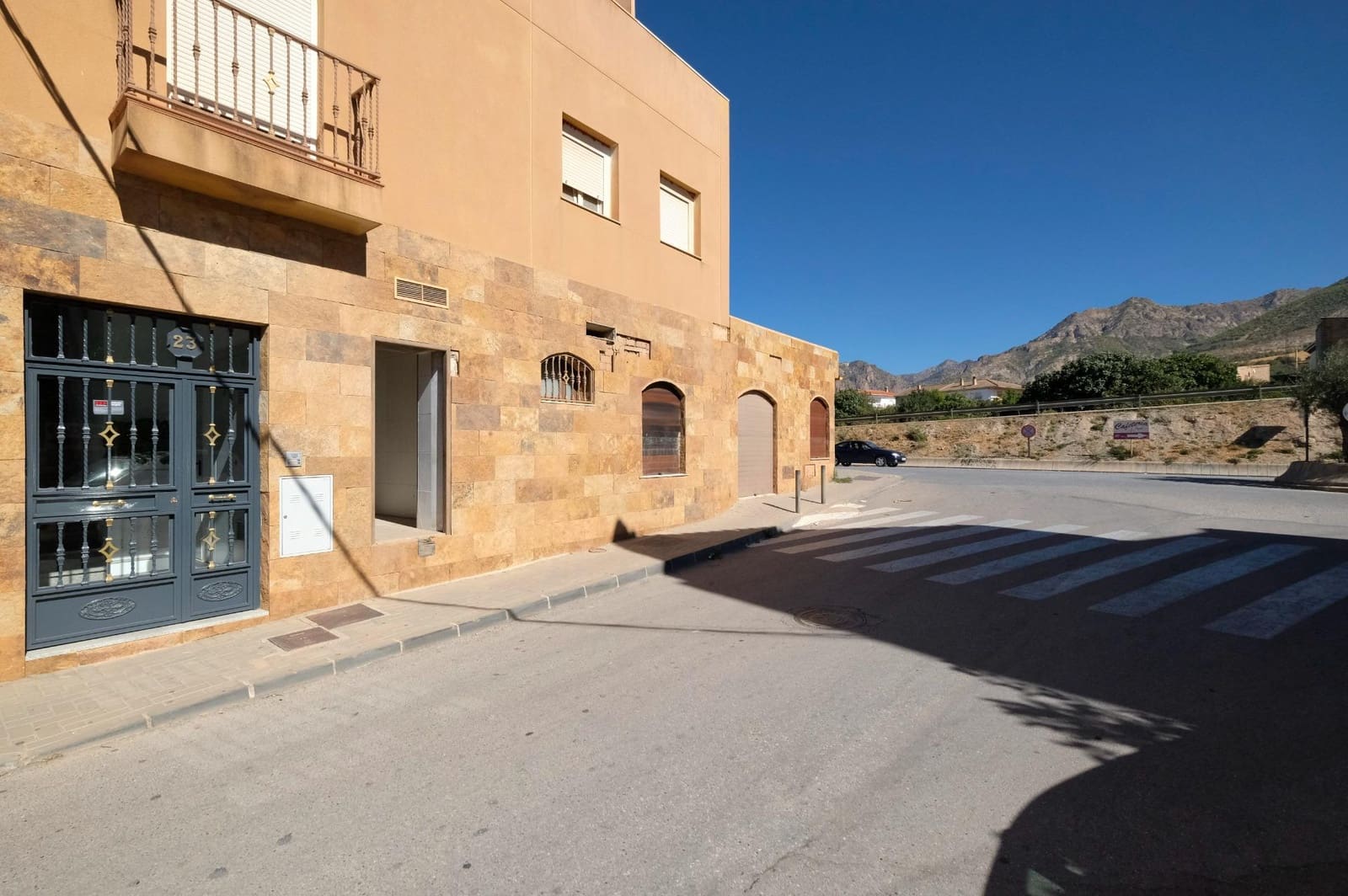 Erhverv til salg i Durcal - € 81.090 (Ref: 8907472)