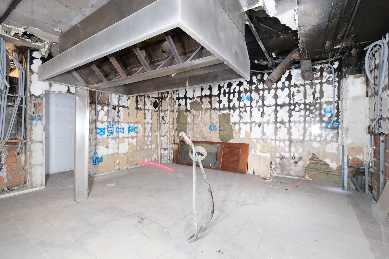 Erhverv til salg i Durcal - € 81.090 (Ref: 8907472)