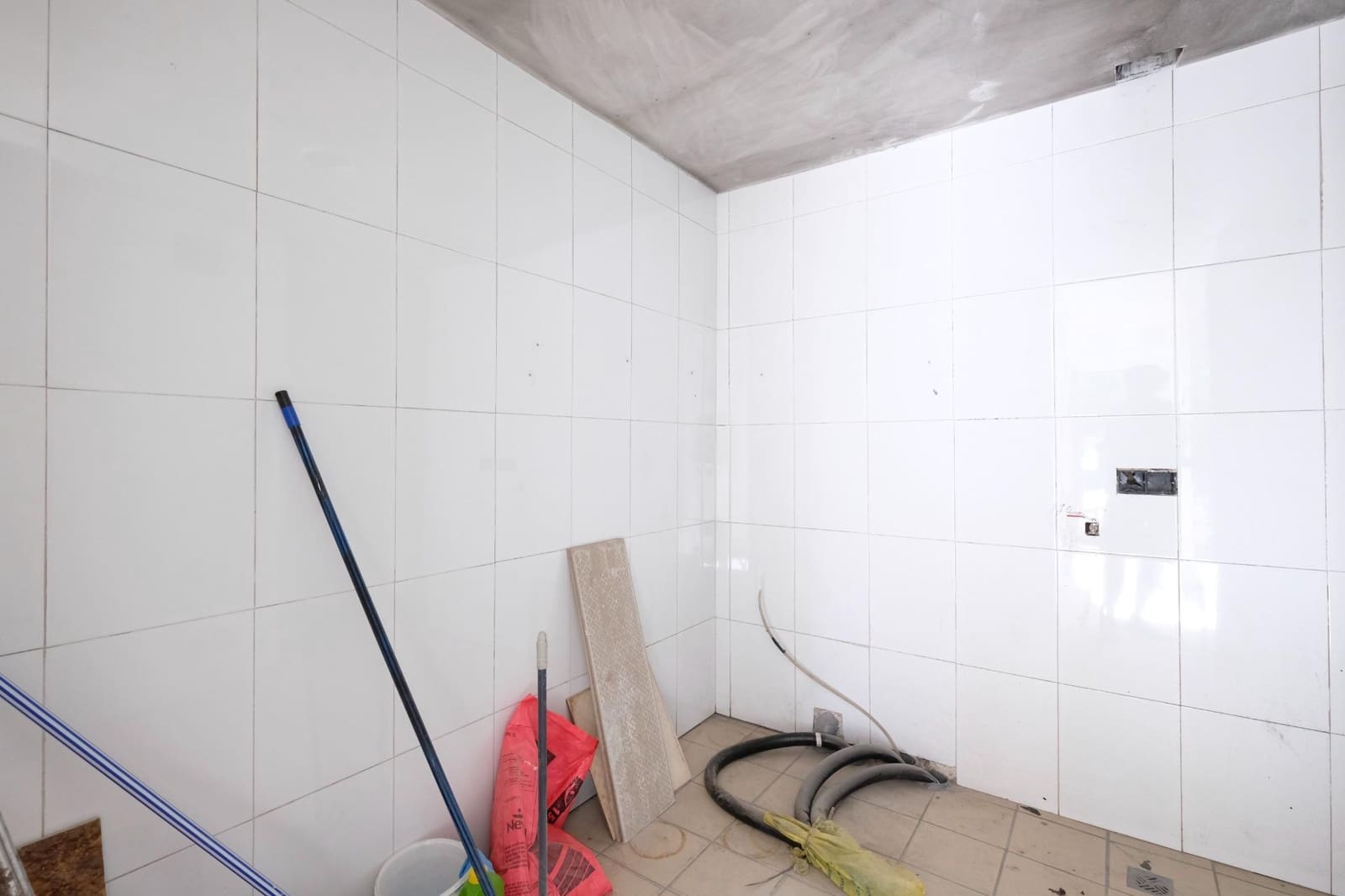 Erhverv til salg i Durcal - € 81.090 (Ref: 8907472)