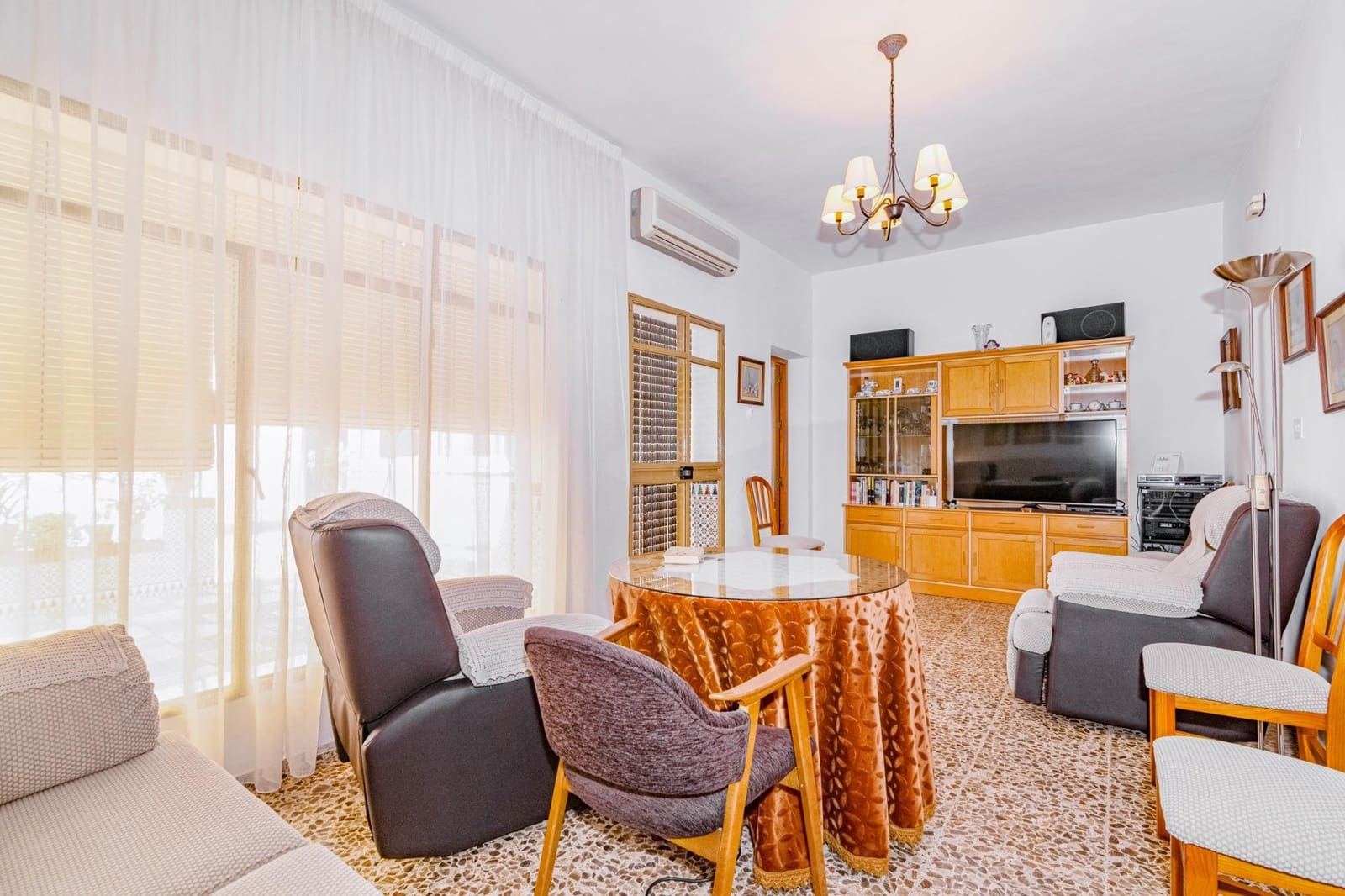 4 soveværelse Villa til salg i Albolote - € 290.500 (Ref: 8911104)