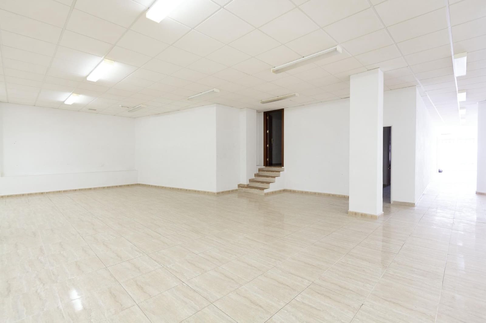 Erhverv til salg i Otura - € 220.000 (Ref: 8917914)