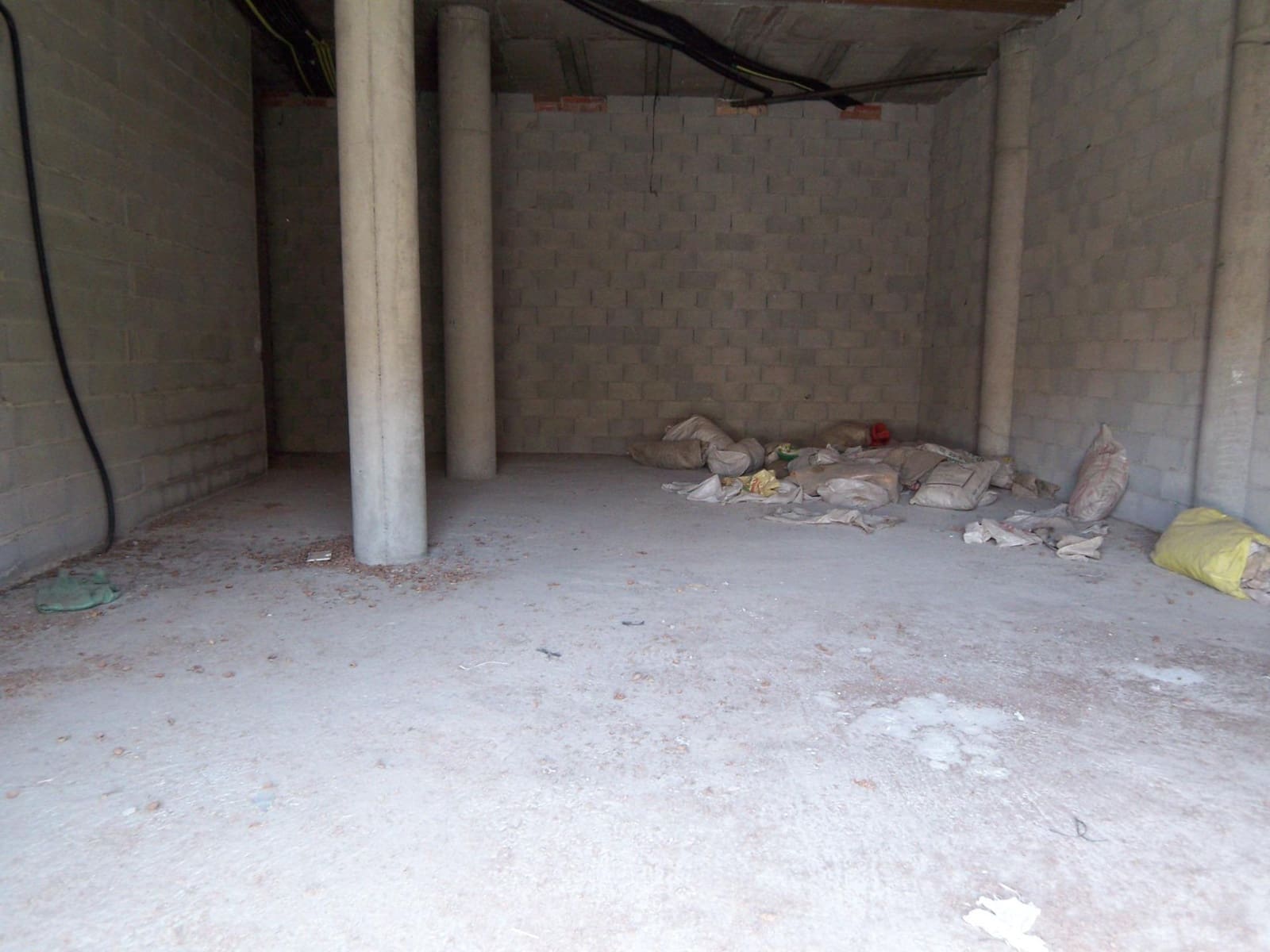 Erhverv til salg i Padul - € 59.000 (Ref: 8917915)