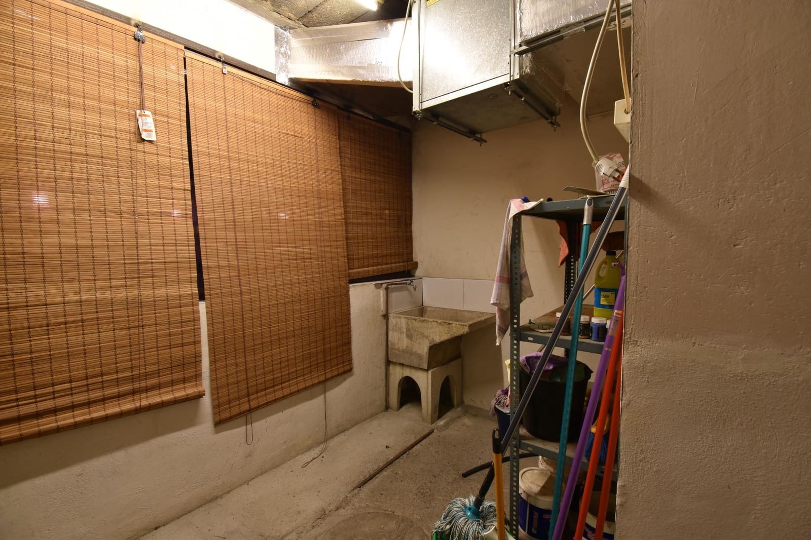 Erhverv til salg i Durcal - € 249.000 (Ref: 8917923)